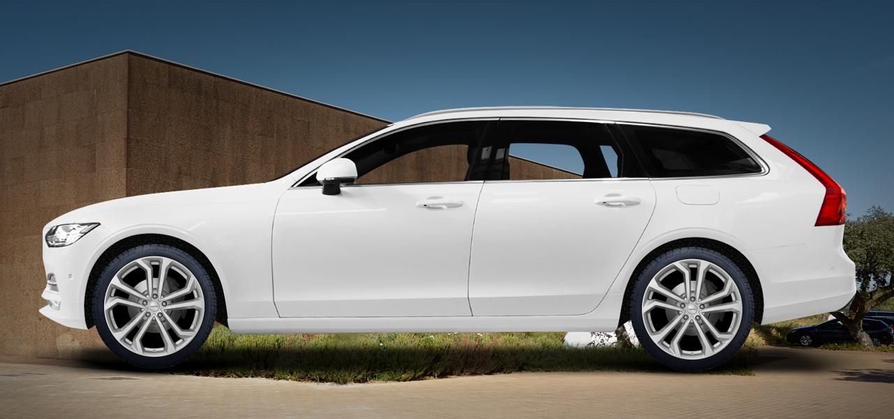 Na ilustracji: V90 (P), od 2016 r. – Volvo V90, poglądowa wizualizacja auta z felgami DEZENT TA silver