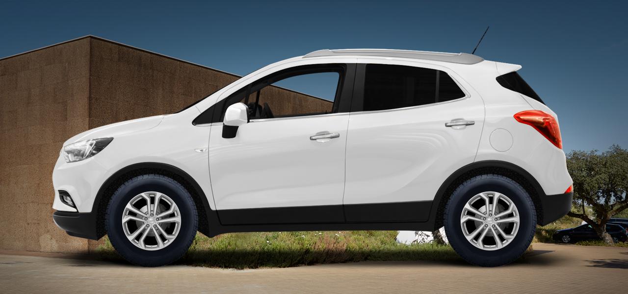 Na ilustracji: MOKKA X (J-A), od 2016 r. – Opel Mokka X, poglądowa wizualizacja auta z felgami DEZENT TA silver