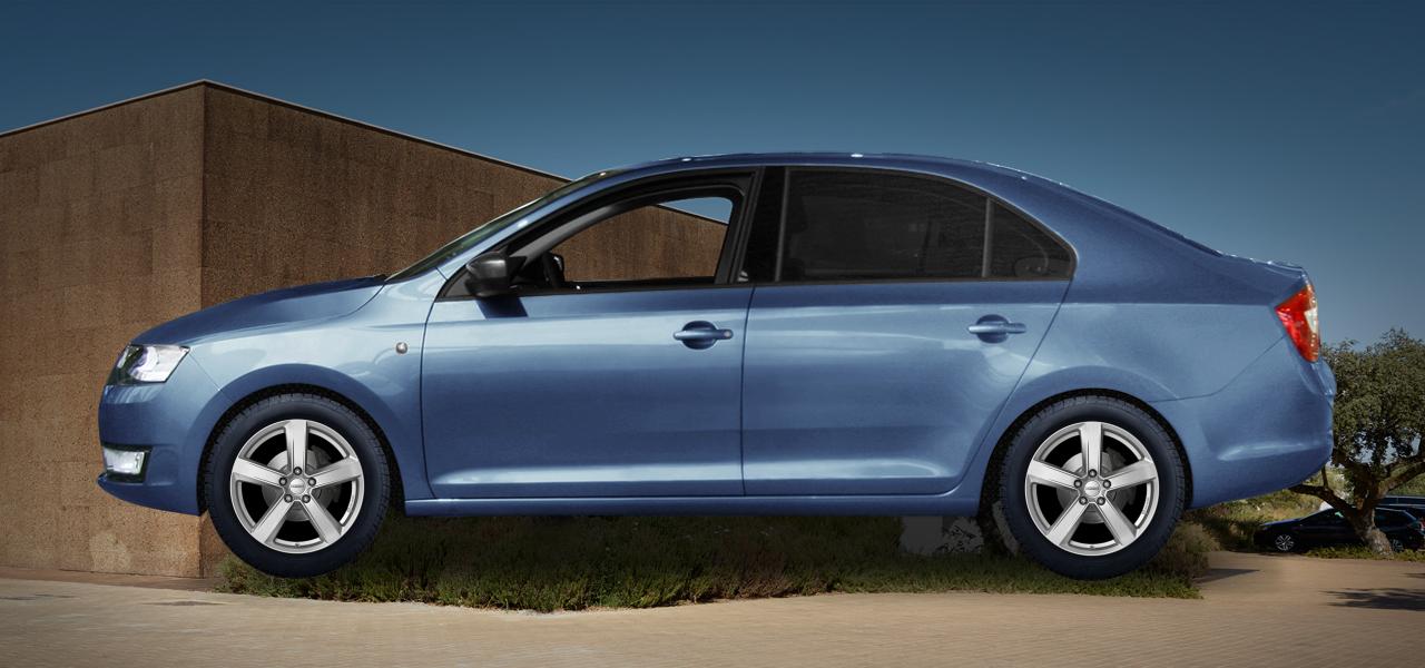 Na ilustracji: RAPID (NH), od 2012 r. – Škoda Rapid, poglądowa wizualizacja auta z felgami DEZENT TU silver