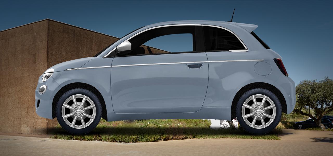 Na ilustracji: 500/500 Cabrio (FA1), od 2020 r. – Fiat 500, poglądowa wizualizacja auta z felgami DEZENT TN silver