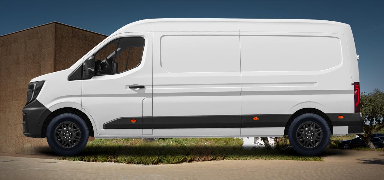 Na obrázku: MASTER/MASTER Van (RDA;RDB;RDC;RDD), od 2025 — Renault Master, ilustrační vizualizace vozu s disky DEZENT KH black