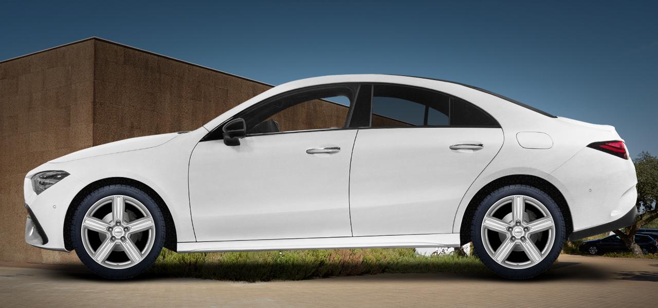 Na ilustracji: CLA (C178) (MMCLAH), od 2026 r. – Mercedes-Benz CLA, poglądowa wizualizacja auta z felgami DEZENT KG silver