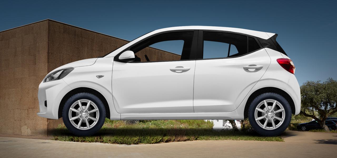 Na obrázku: i10 (AC3), od 2020 — Hyundai i10, ilustrační vizualizace vozu s disky DEZENT TN silver