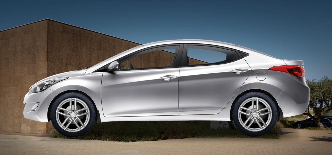 Na ilustracji: ELANTRA (MD), od 2011 r. – Hyundai Elantra, poglądowa wizualizacja auta z felgami DEZENT TR silver