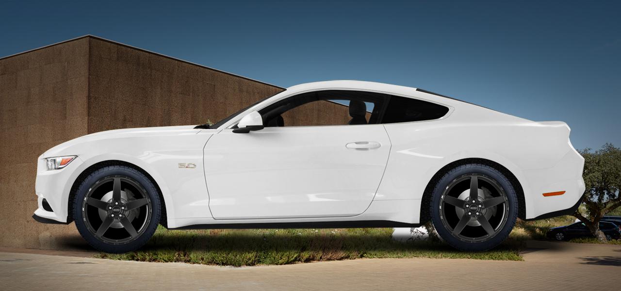 Na ilustracji: MUSTANG (LAE), od 2015 r. – Ford Mustang, poglądowa wizualizacja auta z felgami DOTZ MarinaBay black