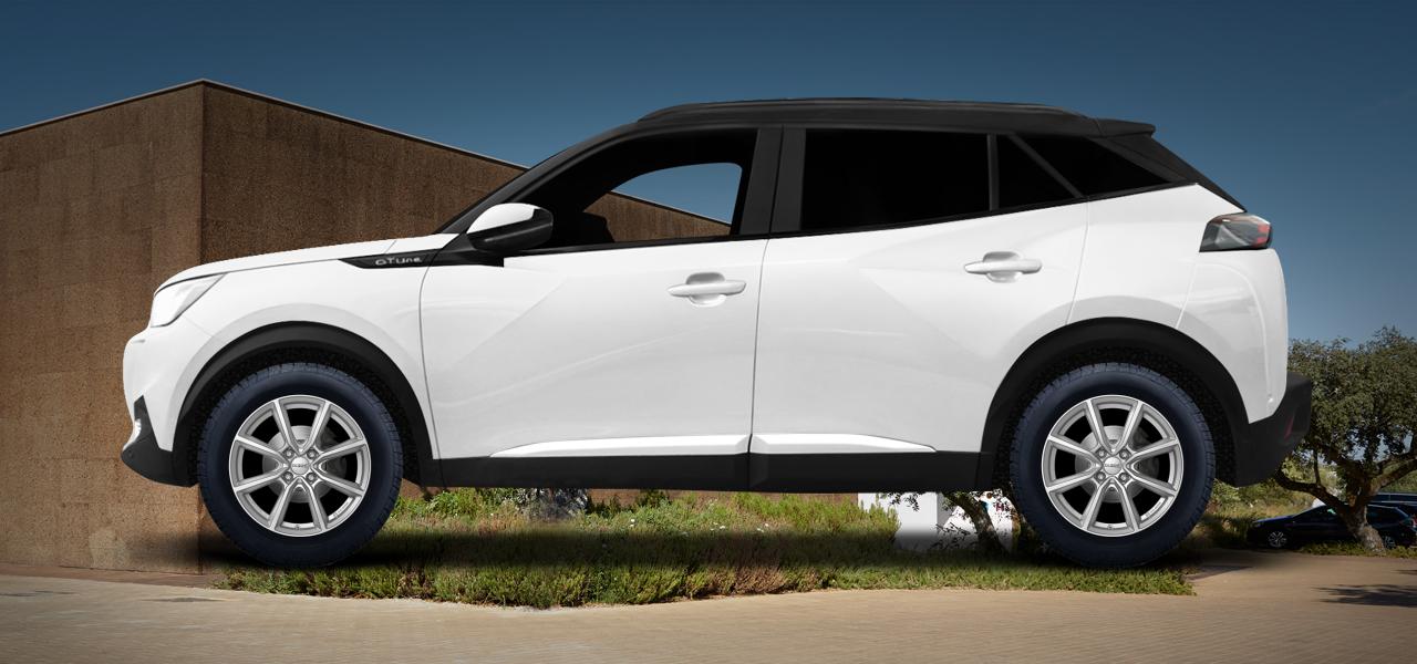 Na ilustracji: 2008 (U), od 2019 r. – Peugeot 2008, poglądowa wizualizacja auta z felgami DEZENT TN silver