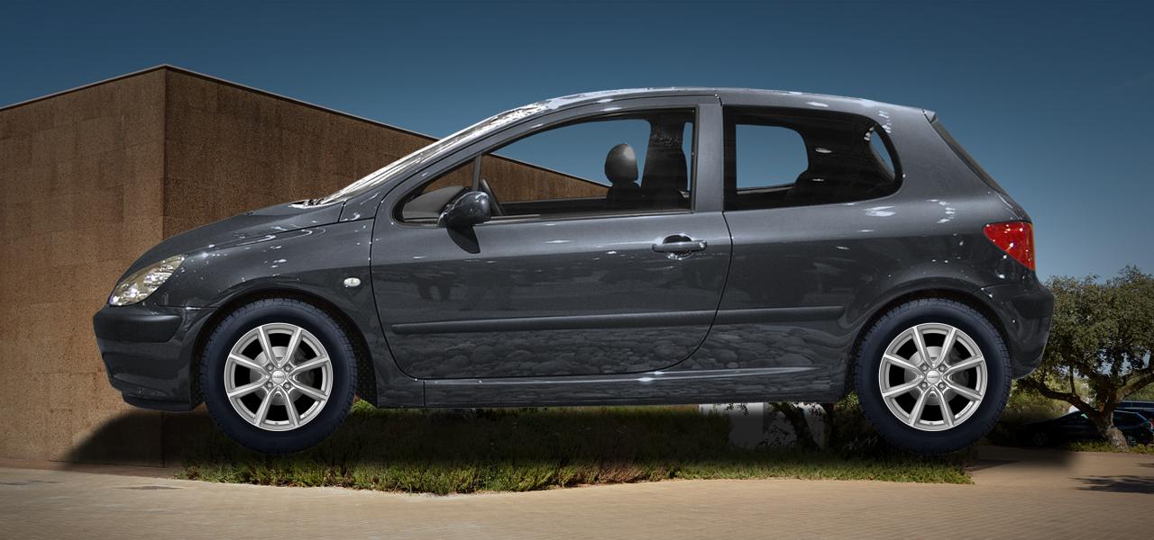 Na ilustracji: 307 (3*), od 2000 r. – Peugeot 307, poglądowa wizualizacja auta z felgami DEZENT TN silver